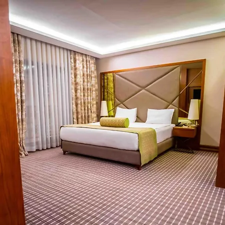 Riva Hotel 4*