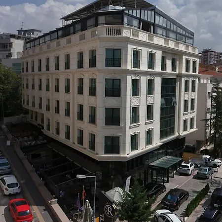 Hotel Riva 4*